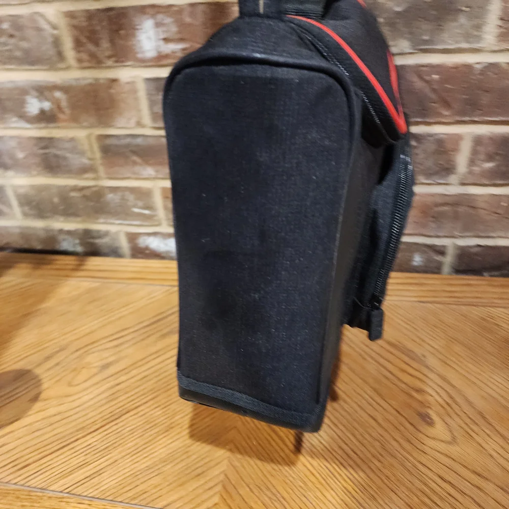 USA Gear Paddes Camera Bag With Shoulder Strap